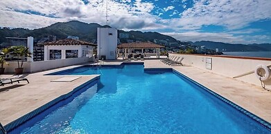 Ocean View 2Br Condo-balcony-beach-pool - 214