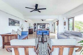 Ocean View 2Br Condo-balcony-beach-pool - 214