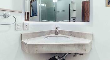 Ocean View 2Br Condo-balcony-beach-pool - 214