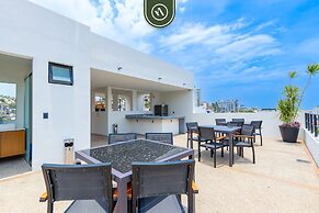 Amazing 2BR Condo in Romantic Zone - Rooftop Pool