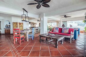 Ocean View 3Br Condo-balcony-beach-pool - 812