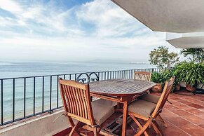 Ocean View 3Br Condo-balcony-beach-pool - 812