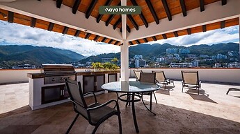 Ocean View 3Br Condo-balcony-beach-pool - 812