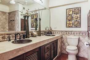 Ocean View 3Br Condo-balcony-beach-pool - 812