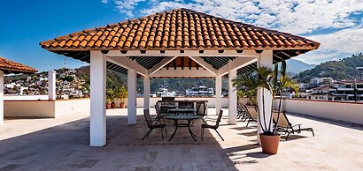 Ocean View 3Br Condo-balcony-beach-pool - 812
