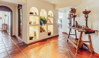 Ocean View 3Br Condo-balcony-beach-pool - 812