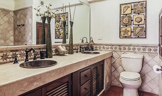 Ocean View 3Br Condo-balcony-beach-pool - 812
