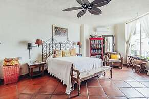 Ocean View 3Br Condo-balcony-beach-pool - 812