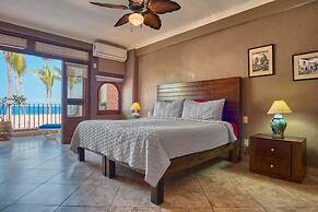 Ocean View 2Br Condo-balcony-beach-pool - 204
