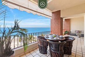 Beachfront Mexican Styled 3 BR Condo in Downtown