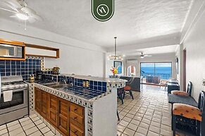 Beachfront Mexican Styled 3 BR Condo in Downtown