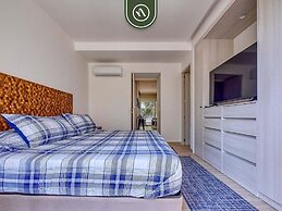 New 1 BR Condo - Oceanview Pool - 2 min to Beach