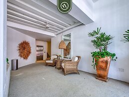 New 1 BR Condo - Oceanview Pool - 2 min to Beach