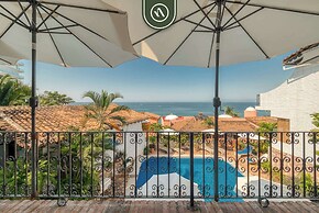 Oceanview 2 BR Unit- Steps Away From Beach - Pool