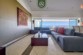 Oceanfron 4 BR Condo - Beach - Wyndham Pool