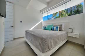Luxurious 2BR Condo - Amazing Ocean View - Pool