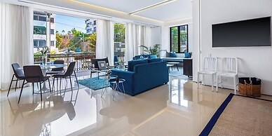 Stylish King-bed Unit - Pool - Ocean View - Gym