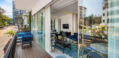 Stylish King-bed Unit - Pool - Ocean View - Gym