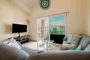 2BR Condo in Acapulco With Private Patio - Pool