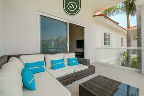 2BR Condo in Acapulco With Private Patio - Pool