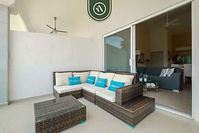2BR Condo in Acapulco With Private Patio - Pool