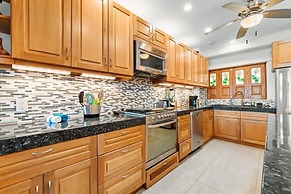 Ocean View 2Br Condo-balcony-beach-pool - 603