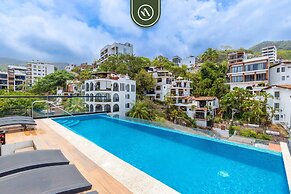 2 BR Condo in Romantic Zone - Pool - Terrace