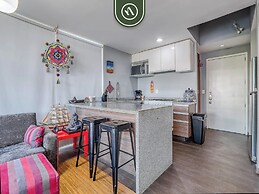 Beachfront 3BR Condo - Pool - Beach Club