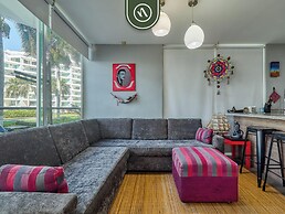 Beachfront 3BR Condo - Pool - Beach Club