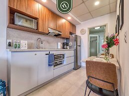 Cozy Beachfront Studio - Beach Club - Pools