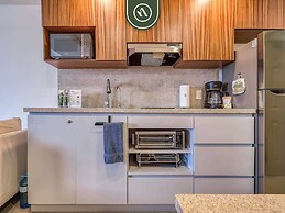 Cozy Beachfront Studio - Beach Club - Pools