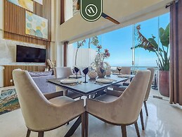 Two Story 2 BR Penthouse - Pool - Ocean View