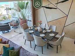 Two Story 2 BR Penthouse - Pool - Ocean View