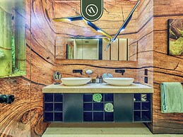 Two Story 2 BR Penthouse - Pool - Ocean View
