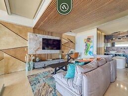 Two Story 2 BR Penthouse - Pool - Ocean View