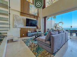 Two Story 2 BR Penthouse - Pool - Ocean View