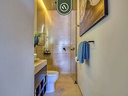 Two Story 2 BR Penthouse - Pool - Ocean View
