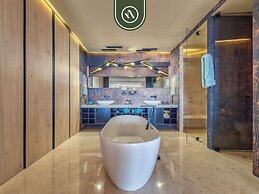 Two Story 2 BR Penthouse - Pool - Ocean View
