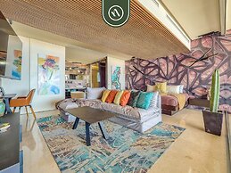 Two Story 2 BR Penthouse - Pool - Ocean View