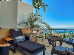 Two Story 2 BR Penthouse - Pool - Ocean View