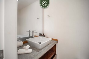 3 BR Condo - Private Terrace and Pool - Oceanview