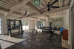 3 BR Condo - Private Terrace and Pool - Oceanview