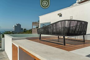 3 BR Condo - Private Terrace and Pool - Oceanview