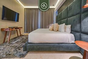 Luxury 1BR Condo - Rooftop Pool - Bay View