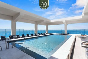 Luxury Oceanfront 3 BR Penthouse - Beach