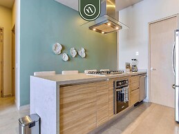 Luxury Oceanfront 3 BR Penthouse - Beach