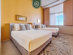 Luxury Oceanfront 3 BR Penthouse - Beach