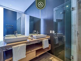 Luxury Oceanfront 3 BR Penthouse - Beach