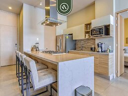 Luxury Oceanfront 3 BR Penthouse - Beach