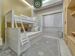 Luxury Oceanfront 3 BR Penthouse - Beach